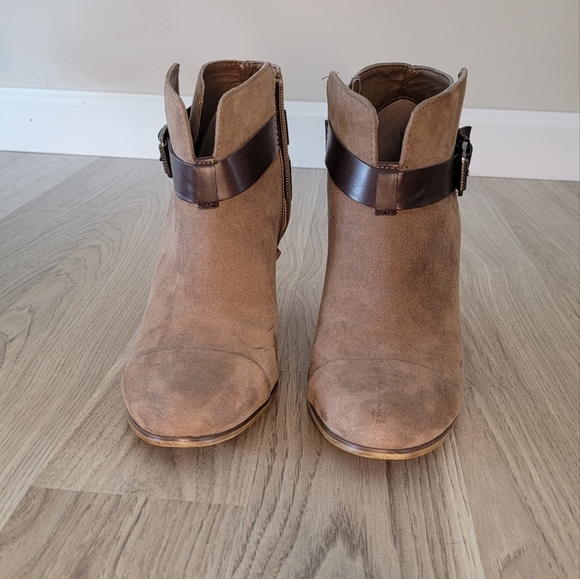 Carlos Santana Booties - Picture 2 of 4